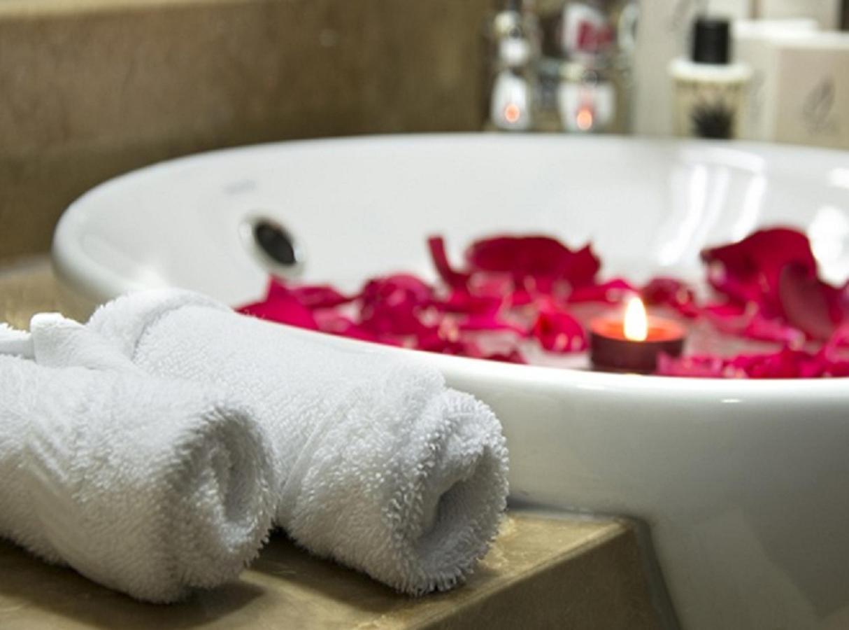 Mughal Suites Ras al-Khaimah Eksteriør billede